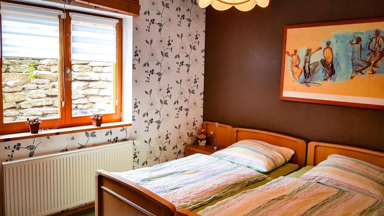 Ferienwohnung Reuscher, Trier-Newel Exterior foto